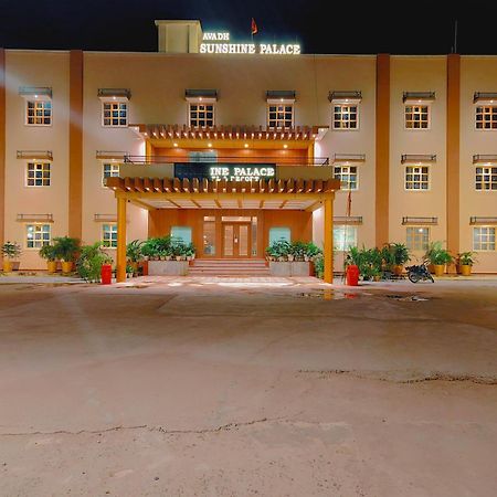 Avadh Sunshine Palace Hotel And Resort Ayodhya Exterior photo