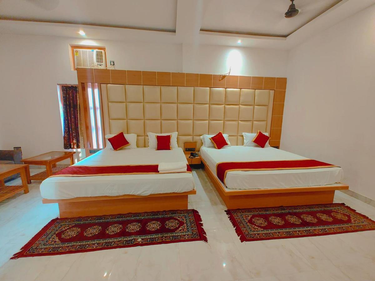 Avadh Sunshine Palace Hotel And Resort Ayodhya Exterior photo
