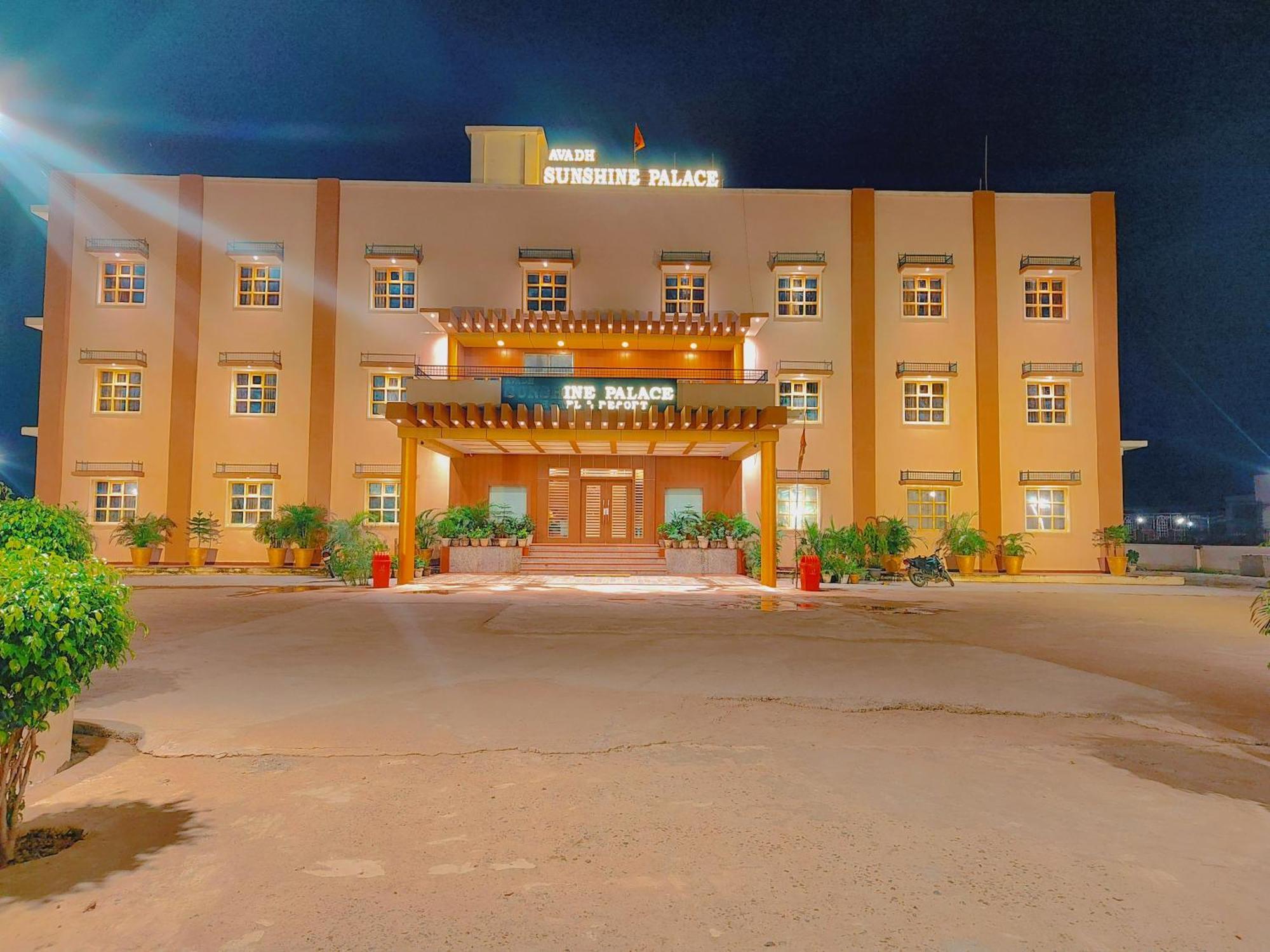 Avadh Sunshine Palace Hotel And Resort Ayodhya Exterior photo