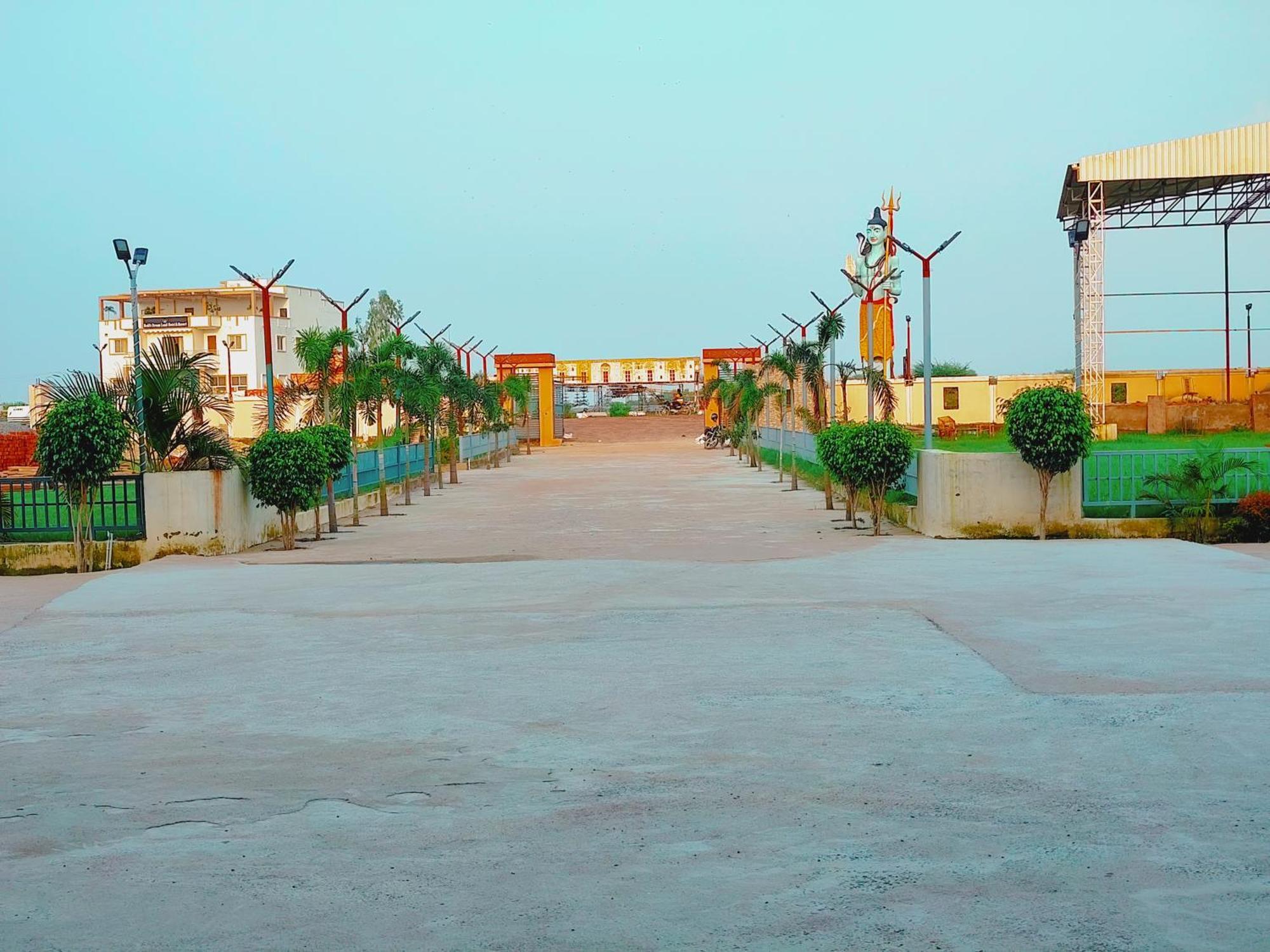 Avadh Sunshine Palace Hotel And Resort Ayodhya Exterior photo