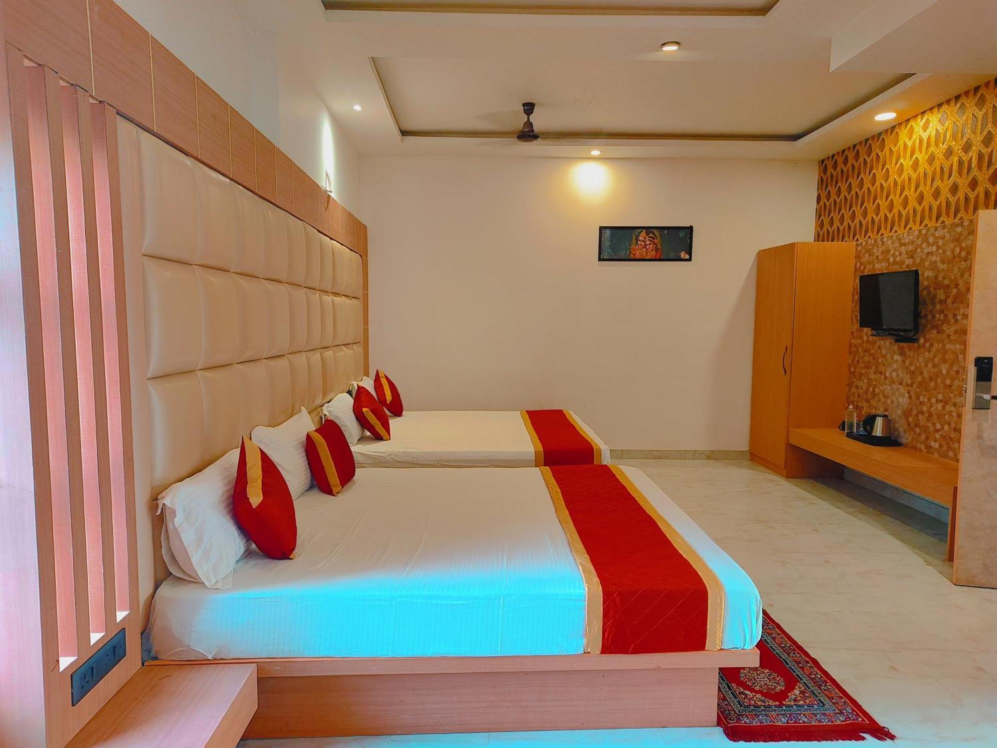Avadh Sunshine Palace Hotel And Resort Ayodhya Exterior photo