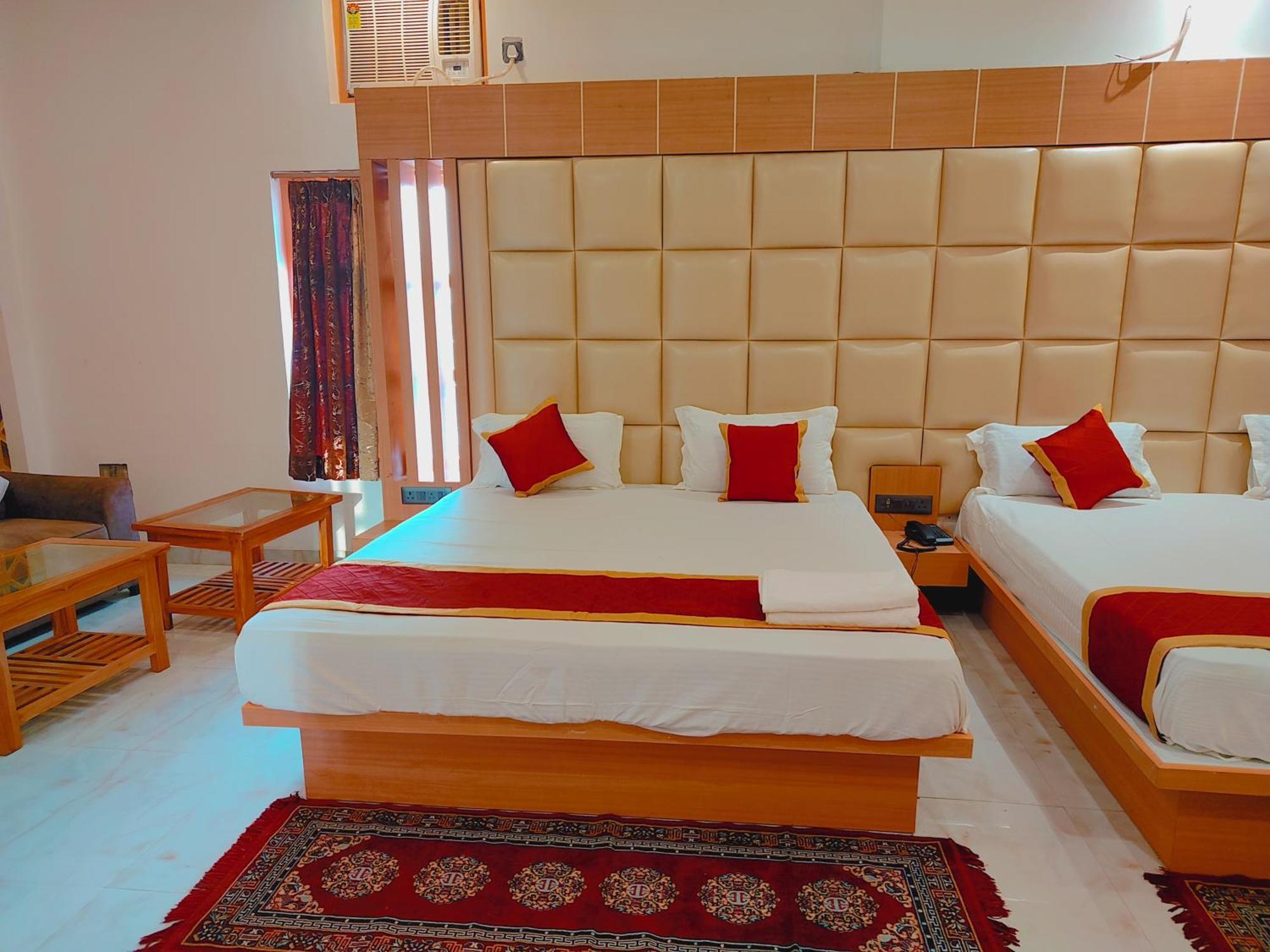 Avadh Sunshine Palace Hotel And Resort Ayodhya Exterior photo